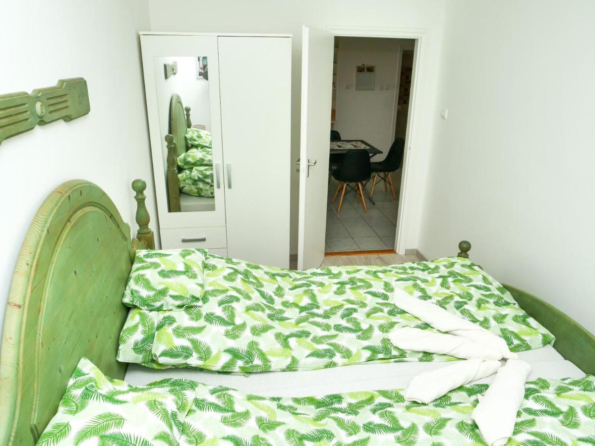 Cseresznyes Apartman Berekfurdo Luaran gambar