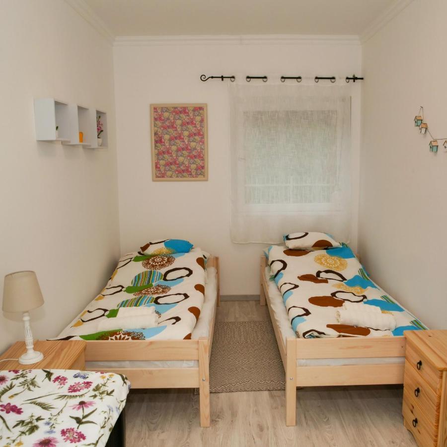 Cseresznyes Apartman Berekfurdo Luaran gambar