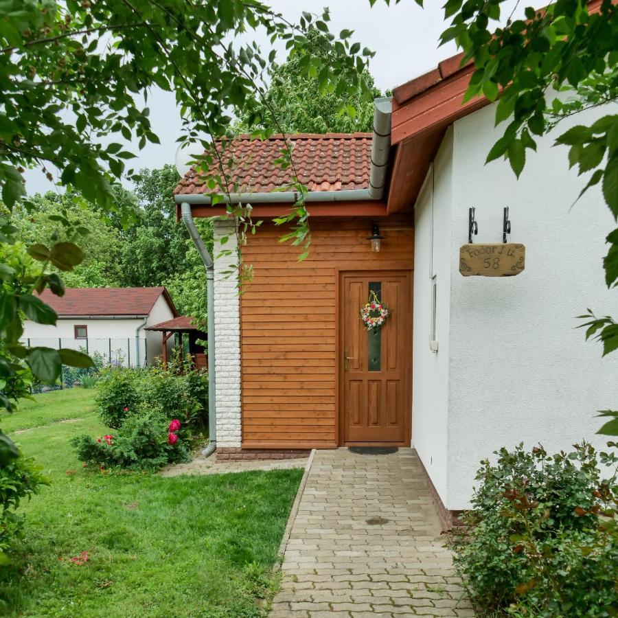 Cseresznyes Apartman Berekfurdo Luaran gambar