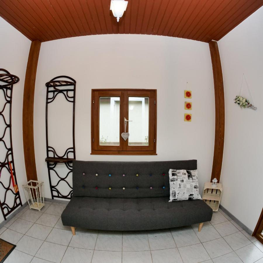 Cseresznyes Apartman Berekfurdo Luaran gambar